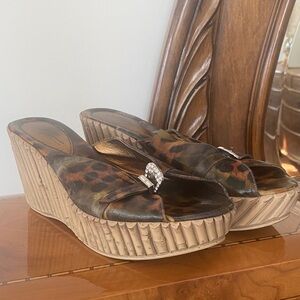 Leopard Print Wedge Sandals with Decorative Rhinestone Buckle
